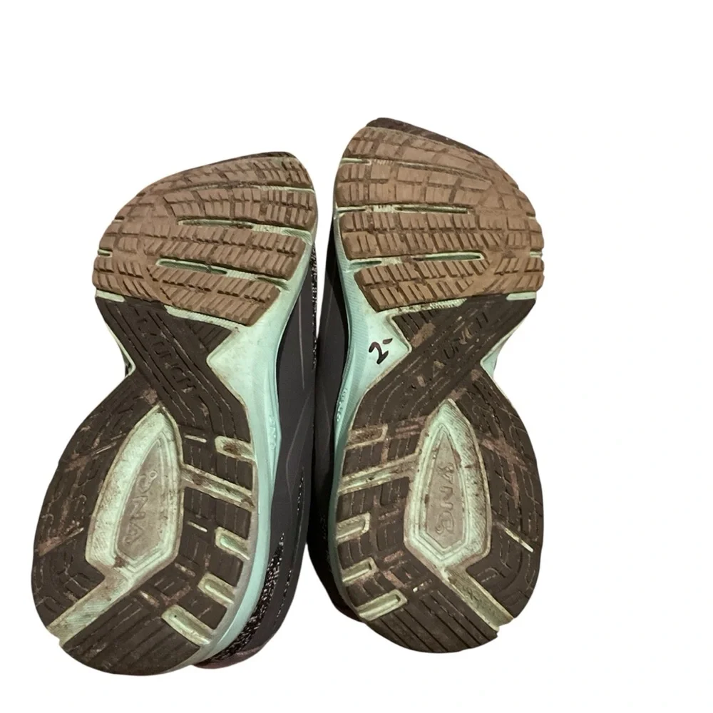 Brooks launch‎ 4 sneakers